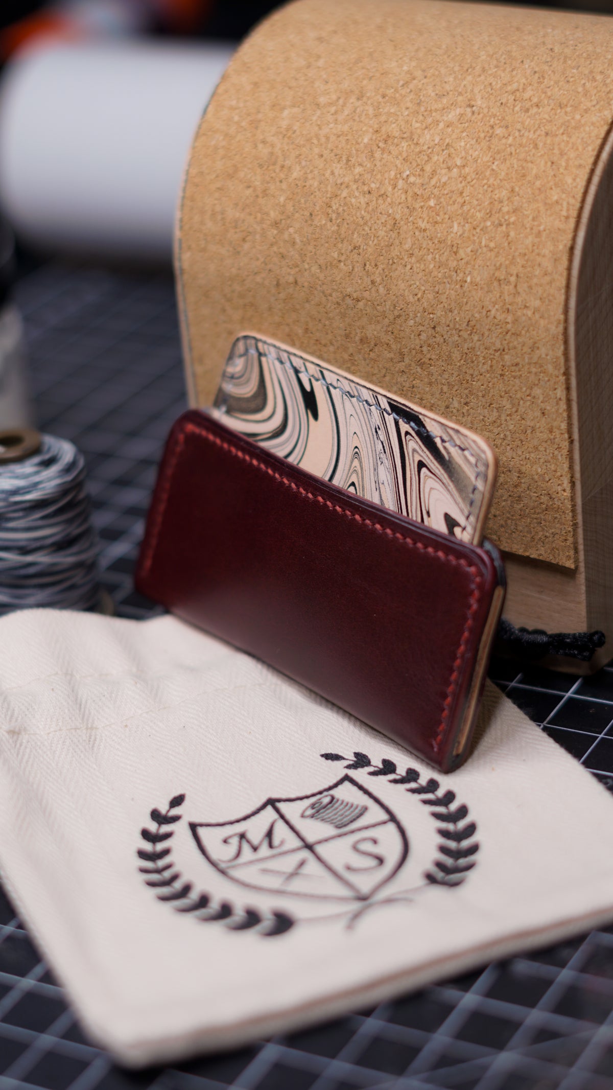 Mini Lux Marbled leather card holder