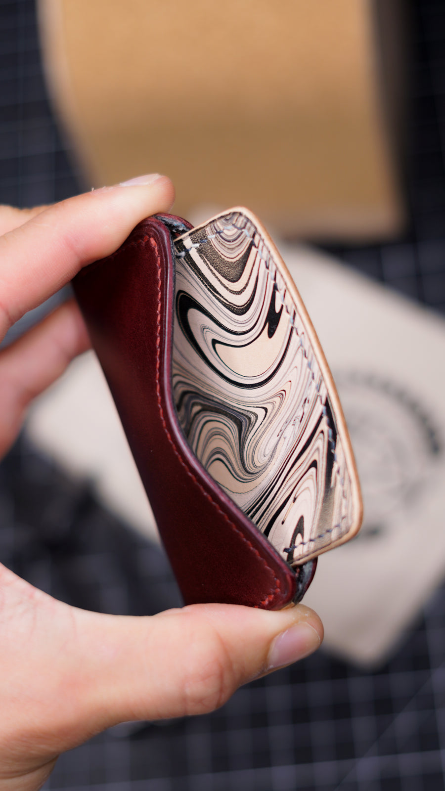 Mini Lux Marbled leather card holder