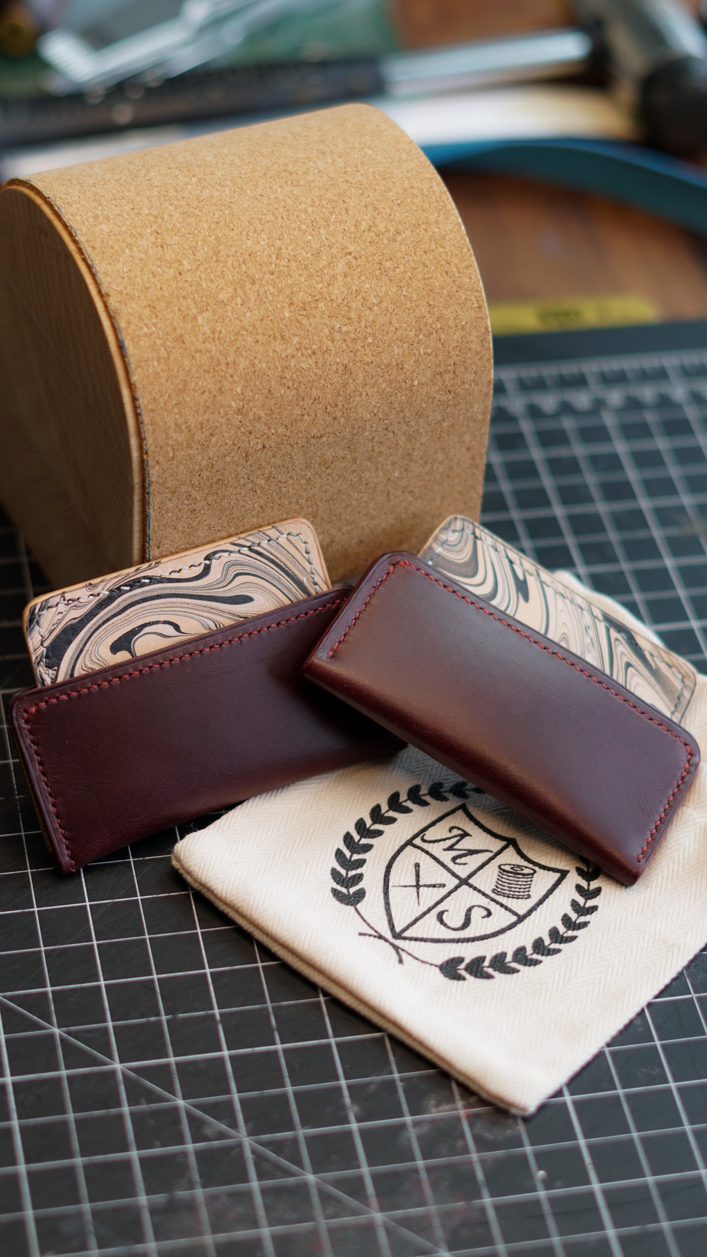 Mini Lux Marbled leather card holder