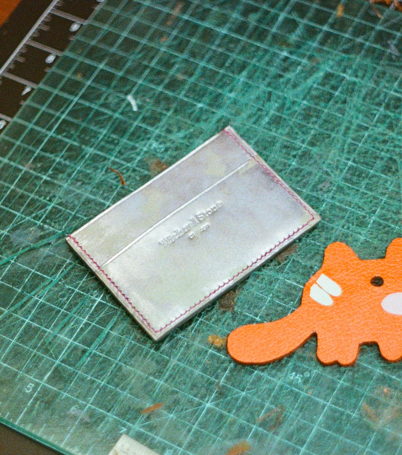 Sleek 3 Pocket Card Holder