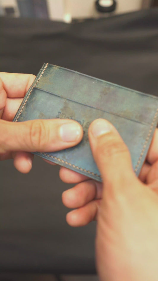 Sleek 3 Pocket Card Holder