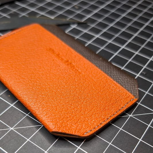 Flipp 2 pocket card holder